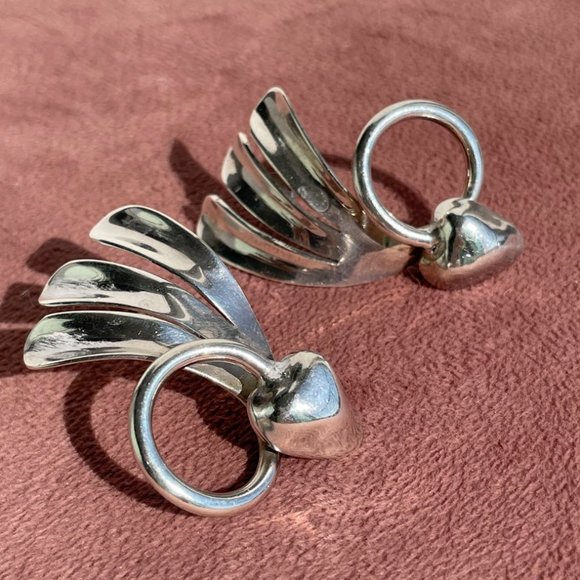 Vintage Flying Hearts Sterling Silver Earrings - Picture 1 of 3